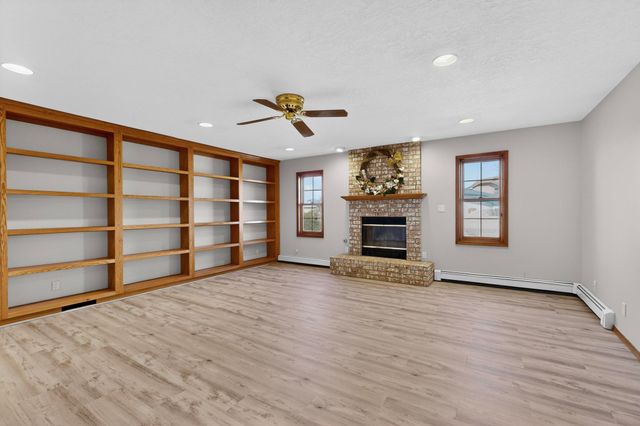 734 Fairway Loop SE, Rio Rancho, NM 87124