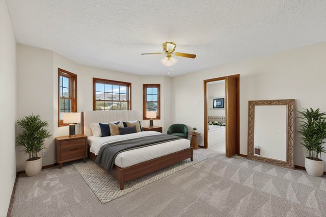 734 Fairway Loop SE, Rio Rancho, NM 87124