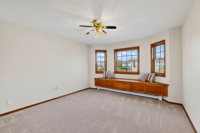 734 Fairway Loop SE, Rio Rancho, NM 87124