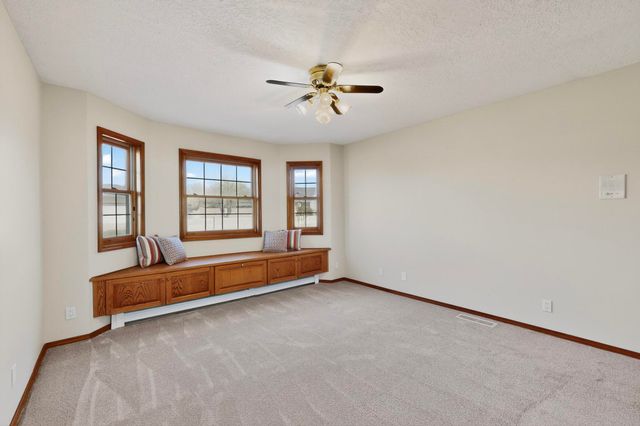 734 Fairway Loop SE, Rio Rancho, NM 87124