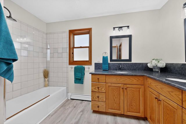 734 Fairway Loop SE, Rio Rancho, NM 87124