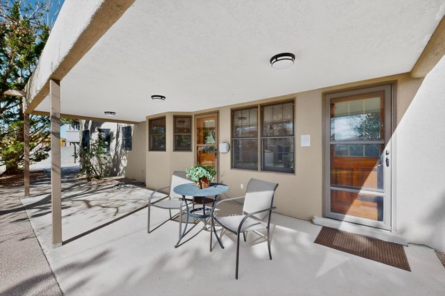 734 Fairway Loop SE, Rio Rancho, NM 87124