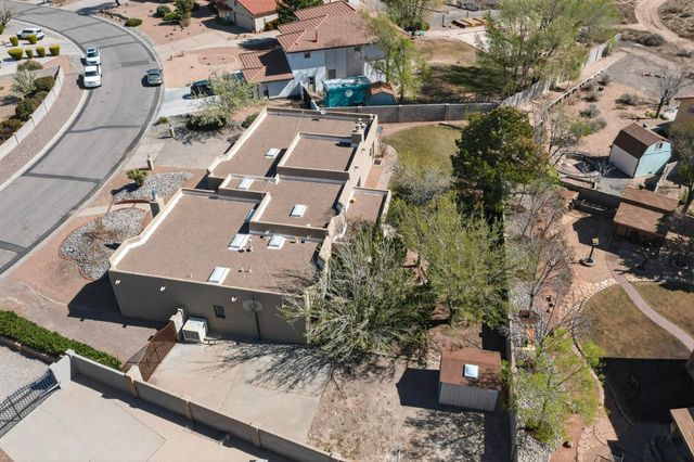 734 Fairway Loop SE, Rio Rancho, NM 87124