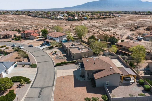 734 Fairway Loop SE, Rio Rancho, NM 87124