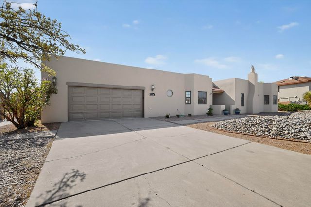 734 Fairway Loop SE, Rio Rancho, NM 87124