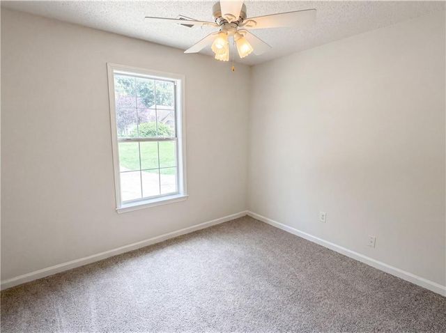 179 Rockport Drive, Mcdonough, GA 30253