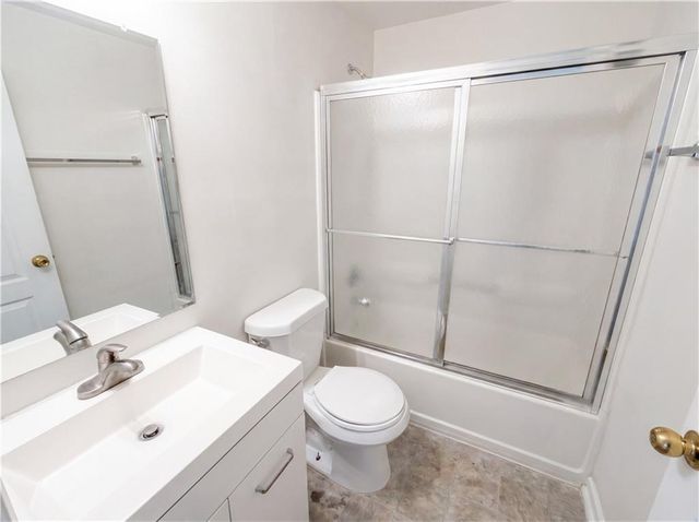 179 Rockport Drive, Mcdonough, GA 30253
