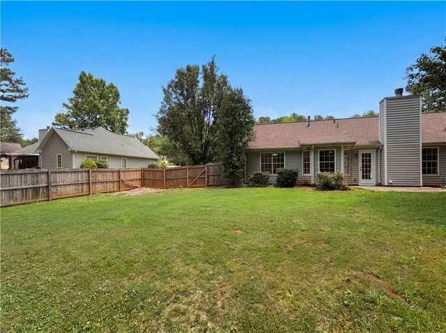 179 Rockport Drive, Mcdonough, GA 30253