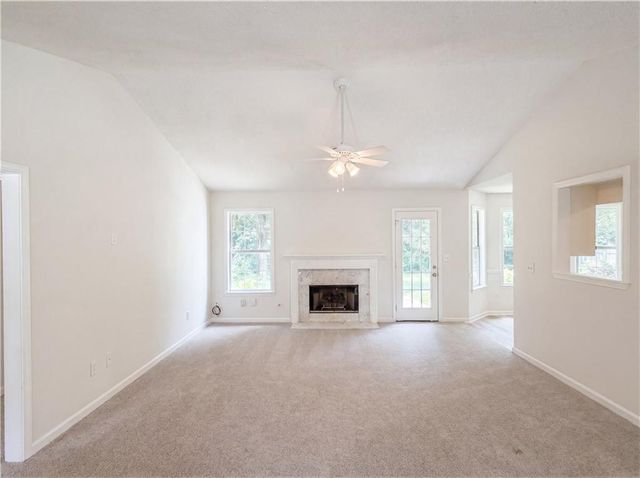 179 Rockport Drive, Mcdonough, GA 30253