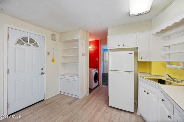 7807 E MAIN Street D27, Mesa, AZ 85207