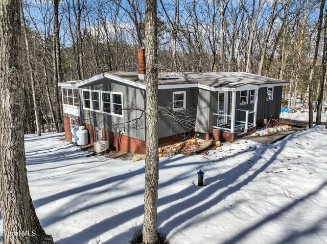 55 Country Colony Road, Queensbury, NY 12804