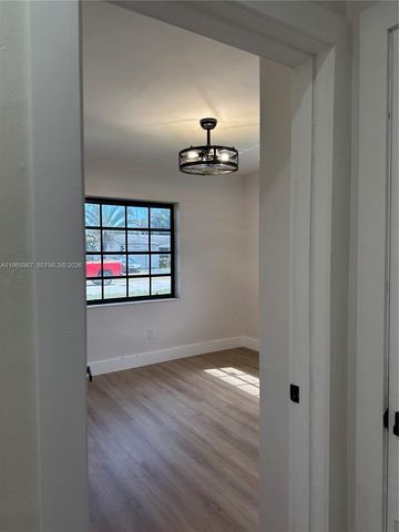 15200 SW 109 ave, Miami, FL 33157