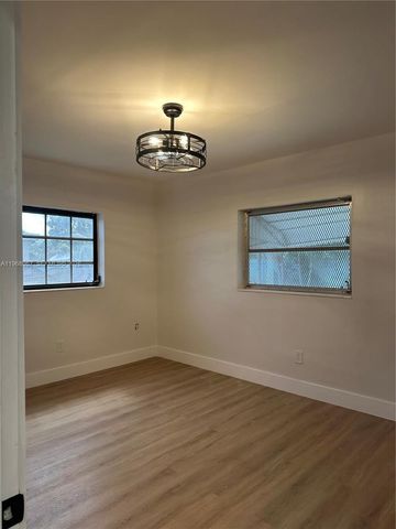15200 SW 109 ave, Miami, FL 33157