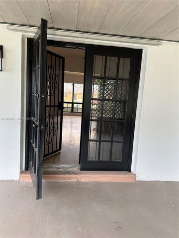 15200 SW 109 ave, Miami, FL 33157