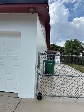 15200 SW 109 ave, Miami, FL 33157