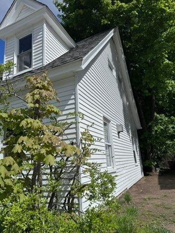 721 Blossom St, Fitchburg, MA 01420