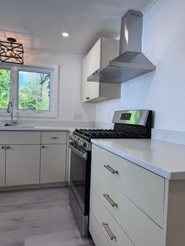 721 Blossom St, Fitchburg, MA 01420