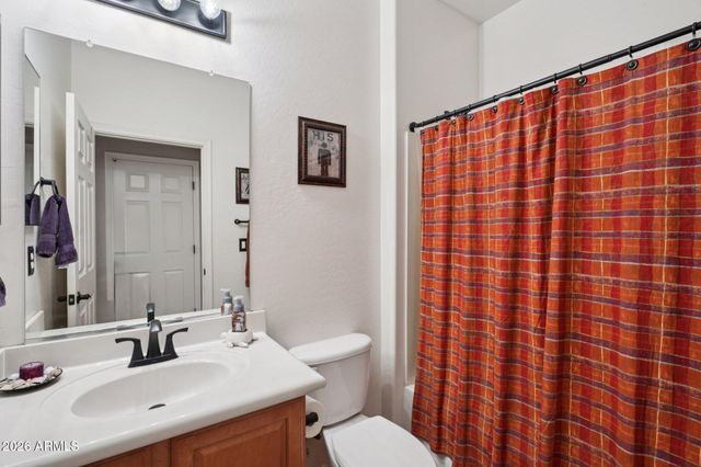 39516 N Noble Hawk Court, Phoenix, AZ 85086