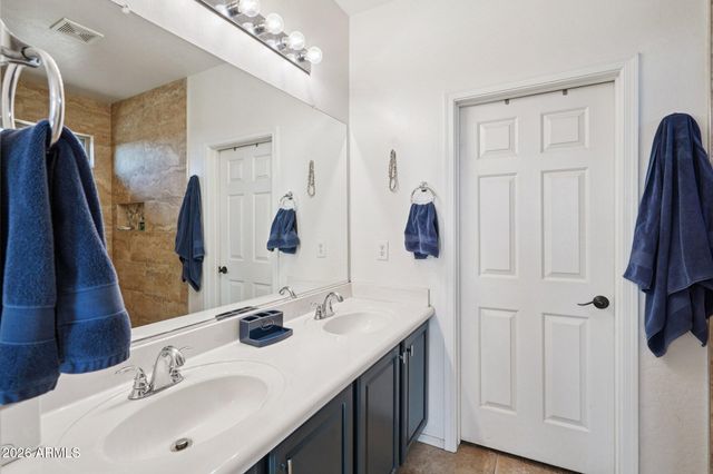 39516 N Noble Hawk Court, Phoenix, AZ 85086