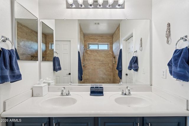 39516 N Noble Hawk Court, Phoenix, AZ 85086