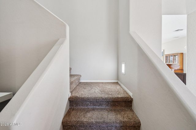 39516 N Noble Hawk Court, Phoenix, AZ 85086