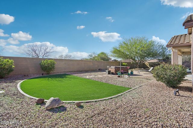 39516 N Noble Hawk Court, Phoenix, AZ 85086