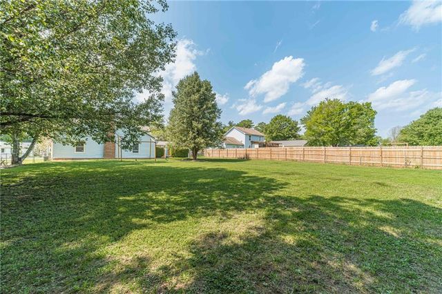 1610 Rose Garden Lane, Loganville, GA 30052