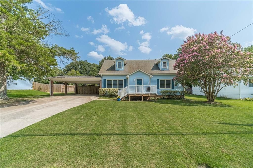 1610 Rose Garden Lane, Loganville, GA 30052
