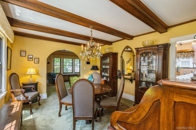 4 May Court, West Hempstead, NY 11552