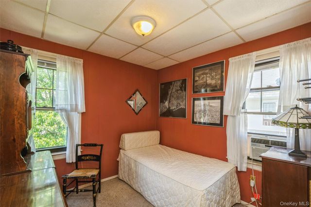 4 May Court, West Hempstead, NY 11552