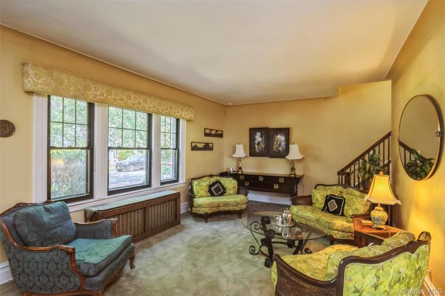 4 May Court, West Hempstead, NY 11552