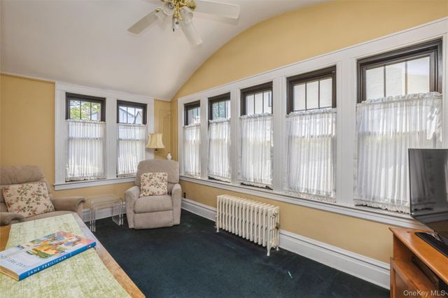 4 May Court, West Hempstead, NY 11552