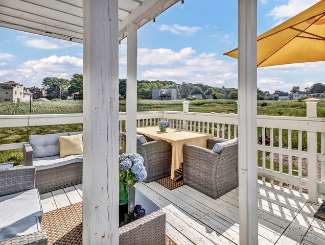 3 Bayview Street, Hull, MA 02045