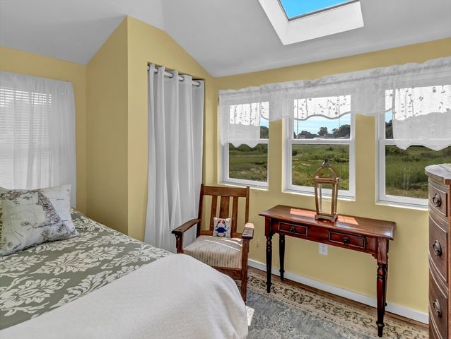 3 Bayview Street, Hull, MA 02045