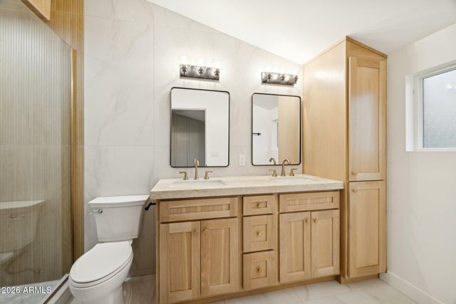 1216 W ROVEY Avenue, Phoenix, AZ 85013