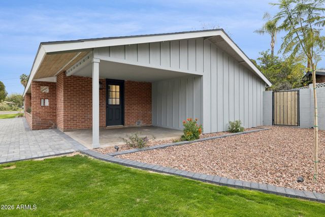 1216 W ROVEY Avenue, Phoenix, AZ 85013