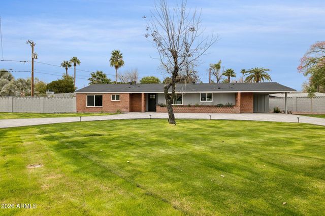 1216 W ROVEY Avenue, Phoenix, AZ 85013