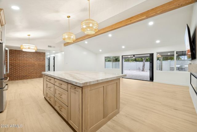 1216 W ROVEY Avenue, Phoenix, AZ 85013