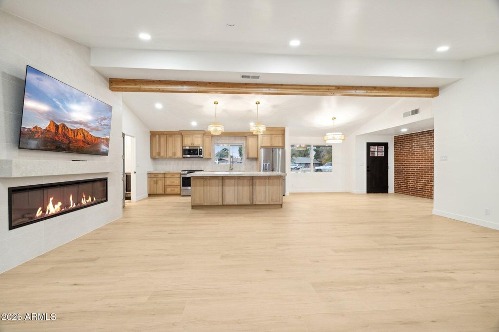 1216 W ROVEY Avenue, Phoenix, AZ 85013 — photo 4