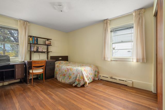 25 Spruce St, Milton, MA 02186