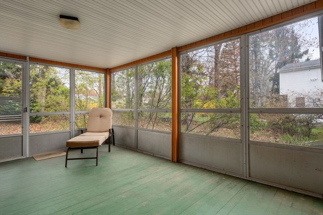 25 Spruce St, Milton, MA 02186