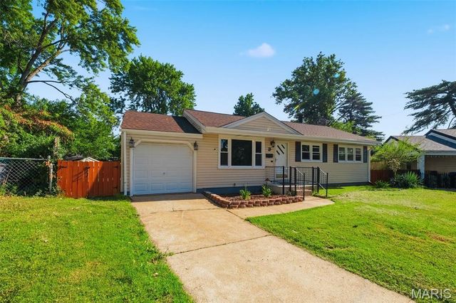 3 Mullanphy Court, Florissant, MO 63031