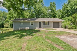 2172 SE WAKITA SE Drive, Marietta, GA 30060