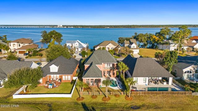 1405 Country Club Drive, Lynn Haven, FL 32444