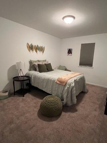 1410 Lake Street, Hobart, IN 46342
