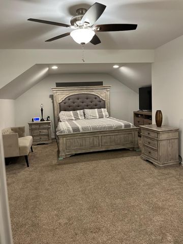1410 Lake Street, Hobart, IN 46342
