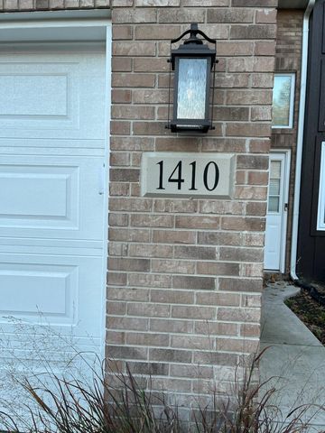 1410 Lake Street, Hobart, IN 46342
