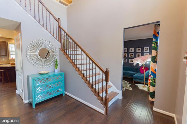 104 DAINTREE DR, Martinsburg, WV 25403