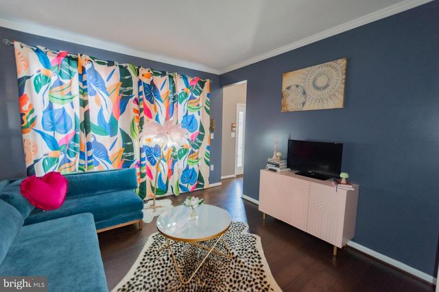 104 DAINTREE DR, Martinsburg, WV 25403