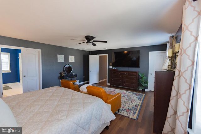 104 DAINTREE DR, Martinsburg, WV 25403